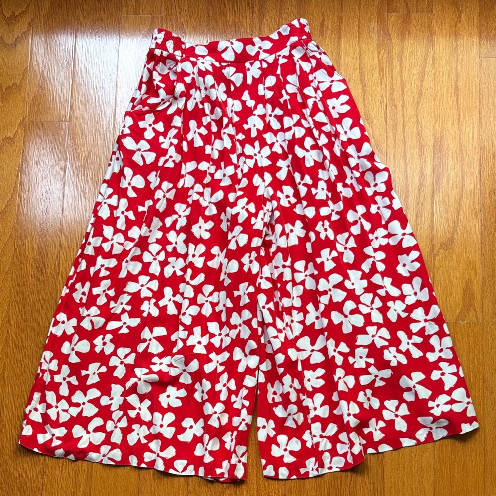 Red Floral Skirted Wide-Leg